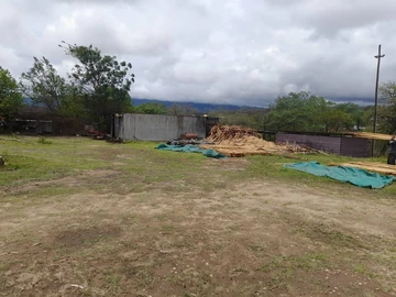 Commercial & Industrial Land