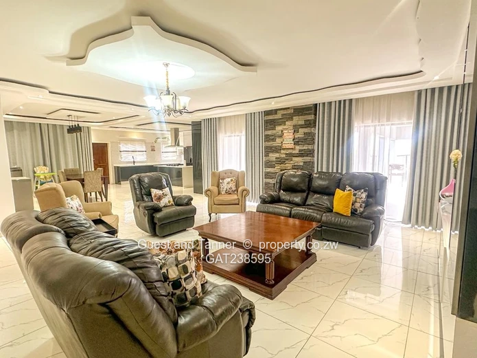  4-bedroom house in Rockview, Harare East For Sale 