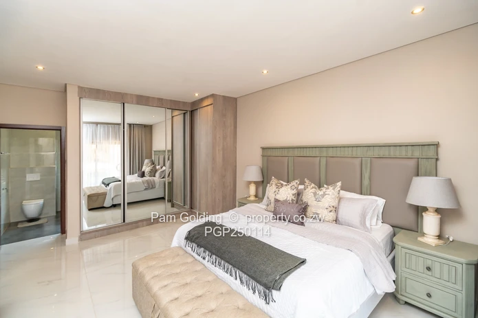 Modern Luxury Townhouse – Golden Stairs, Mount Pleasant (Sole Mandate)