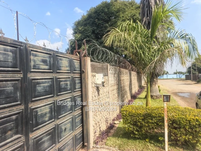 3Bedroom House for sale-Ashdown Park 