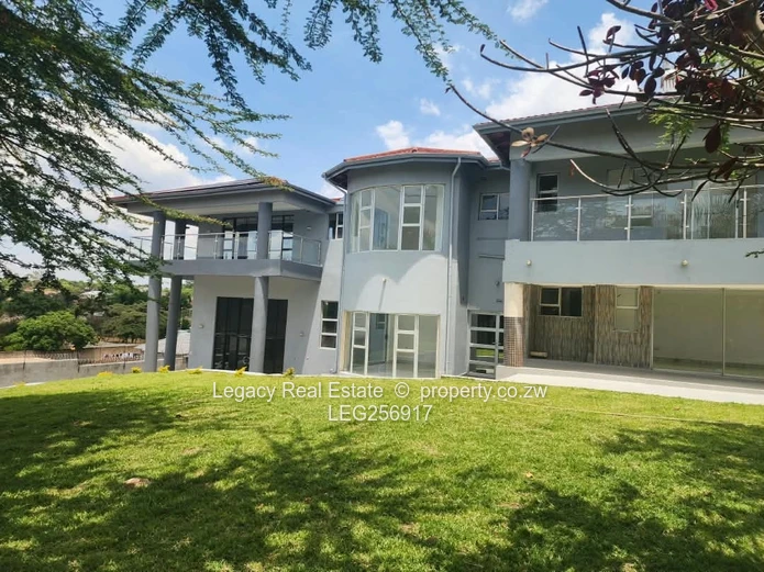 Borrowdale 6-Bed Luxury Home with Borehole & Garden