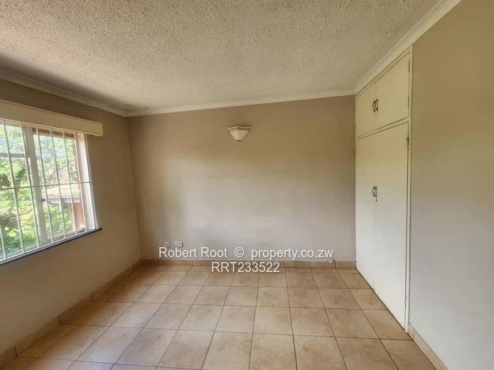 3 Bedroom Duplex Flat to Rent in Marlborough 