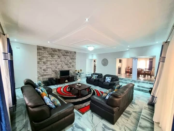 5 Bedroom House
