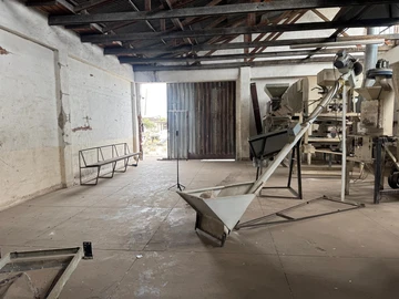 Warehouse & Factory