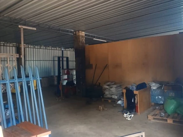 Warehouse & Factory