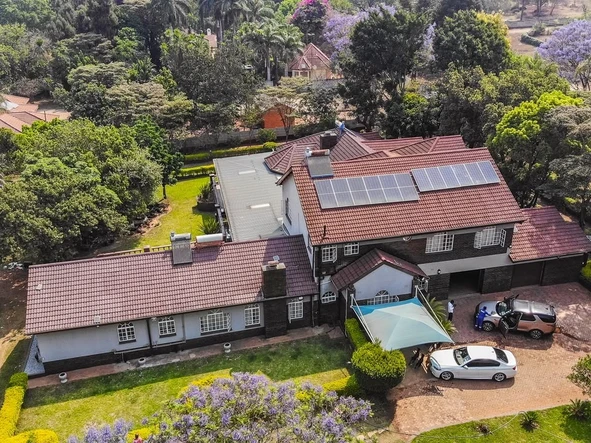 6 Bedroom House