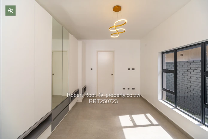 4 bed Modern townhouse in Mount Pleasant