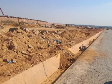 Stands & Residential Land