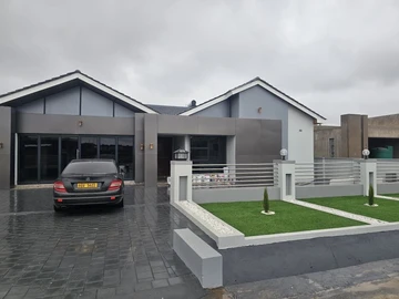 4 Bedroom House
