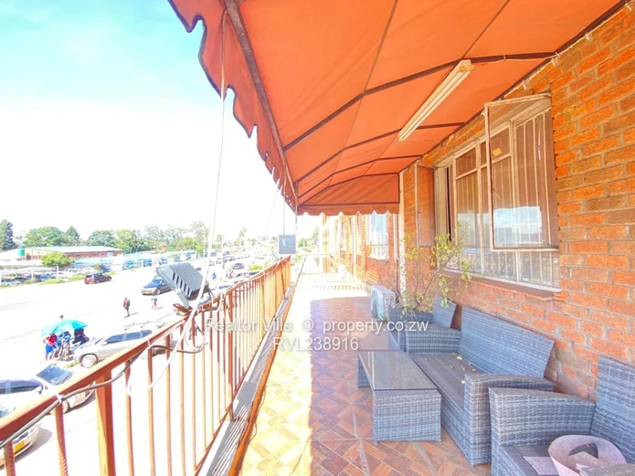 Eastlea Warehouse/Factory  in a prime location