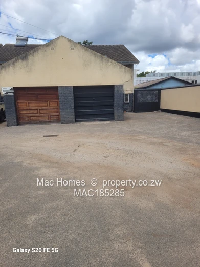 Duplex apartment for sale 230kneg (Sole Mandate)