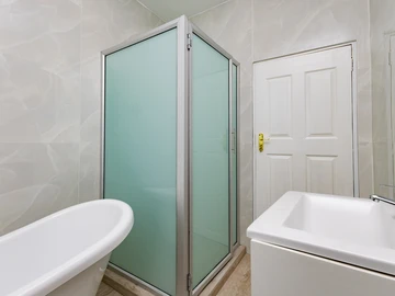 3 Bedroom Garden Flat