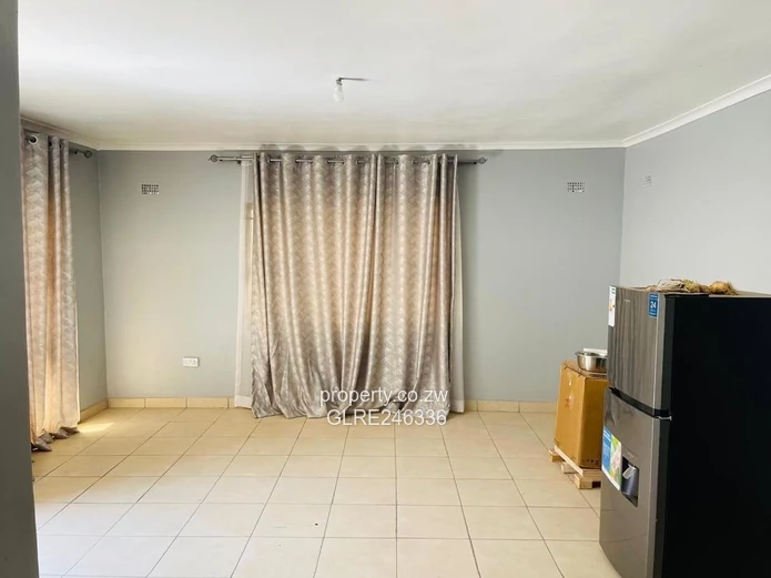 Exposed-brick 2-Bed Cottage in Waterfalls — Borehole & Driveway