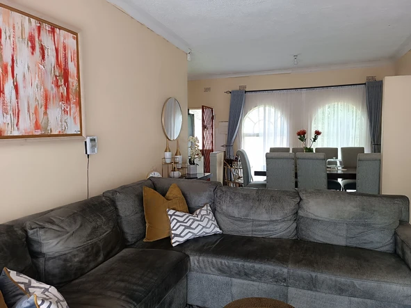 2 Bedroom Garden Flat