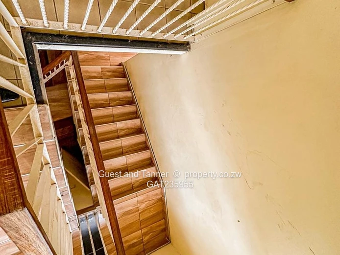 Commercial Property For Rent In Highlands  (Sole Mandate)