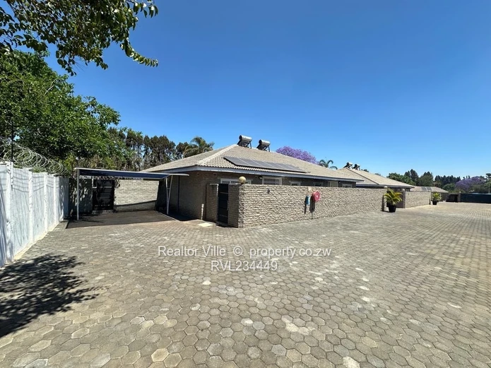 2 bed garden flat to let (Sole Mandate)