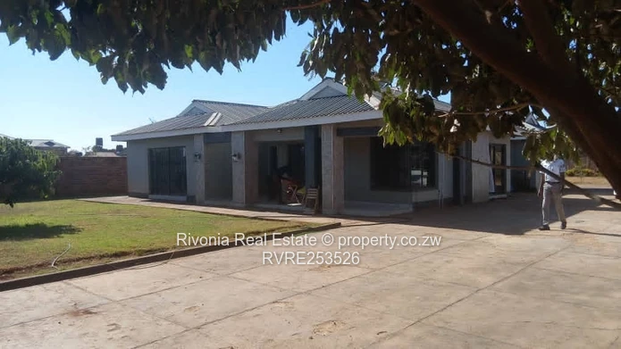Mount Pleasant Heights: 5-Bed Home w/ Borehole & Solar