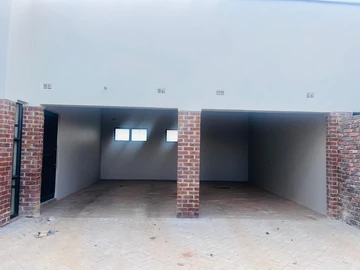 6 Bedroom Flat & Apartment
