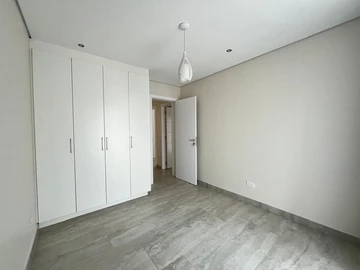3 Bedroom Flat & Apartment
