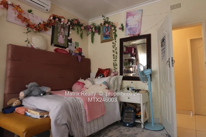 Family Home for Sale in Alexandra Park