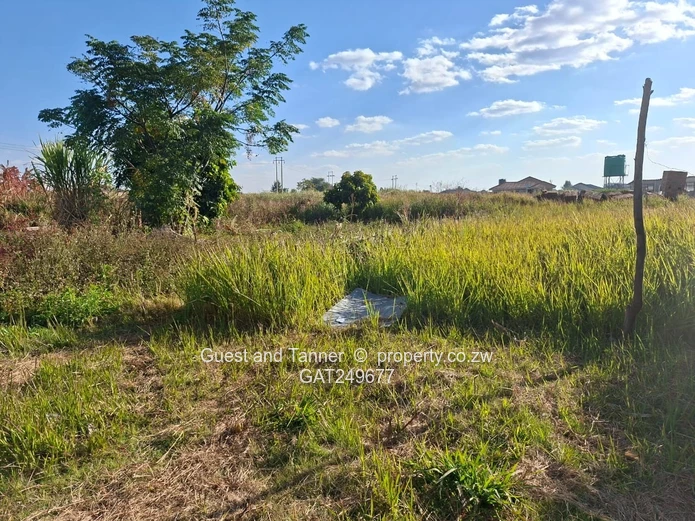 Prime 448m² Corner Stand for Sale in New Chadcombe