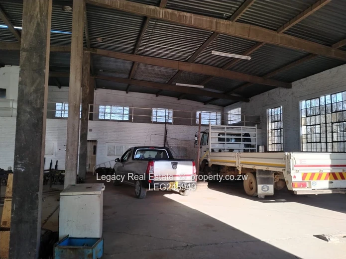 Gweru Central Commercial Property With Expansion Potential,High Clearance Industrial Property Deed.