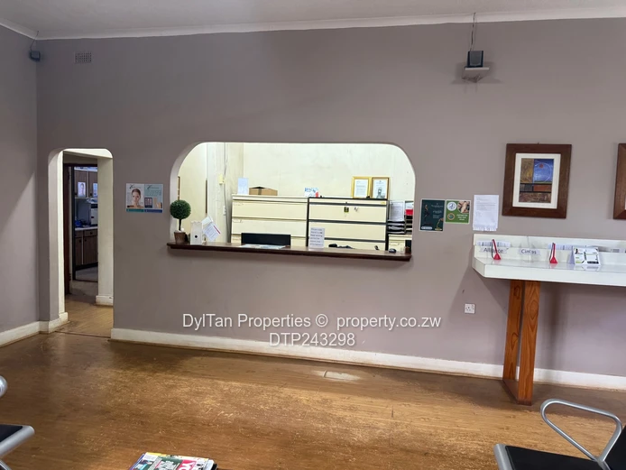 Road Frontage Property Situated in Milton Park