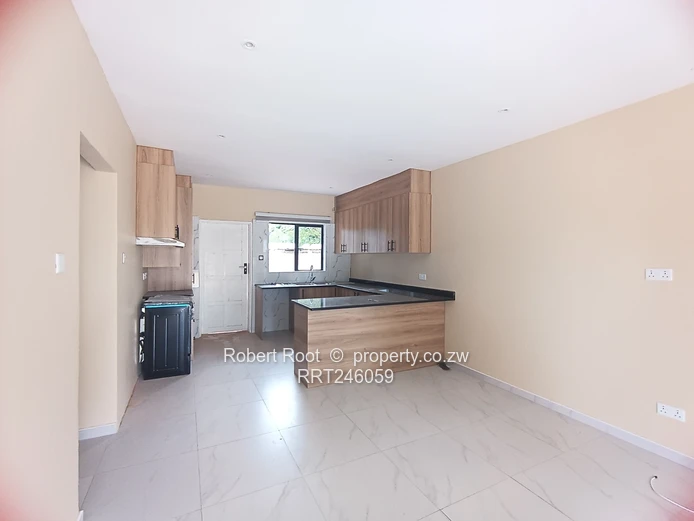 3 bed family cluster home in Greendale