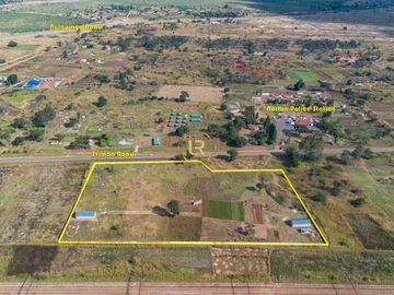Commercial & Industrial Land