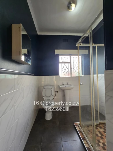 2-Bedroom Garden Flat | Chadcombe