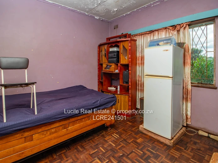 Neat Family Home in the Heart of Old Marimba