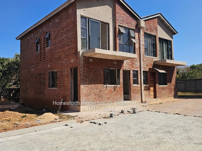 Borrowdale Hellensvale apartment for sale (Sole Mandate)