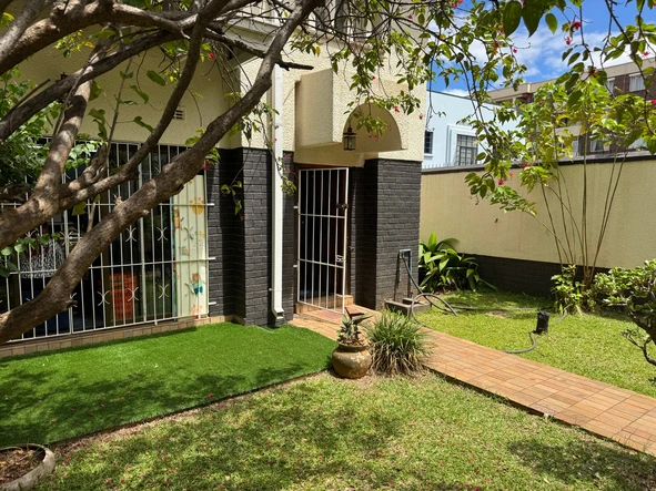 3 Bedroom Garden Flat