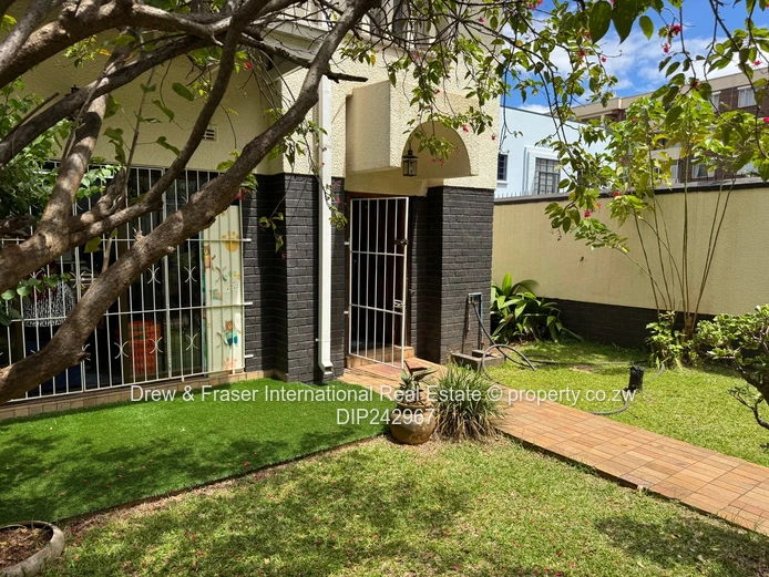 3 beds Duplex Flat for sale at Cannibar Court $230k
