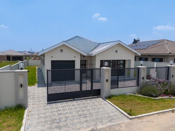 4 Bedroom House
