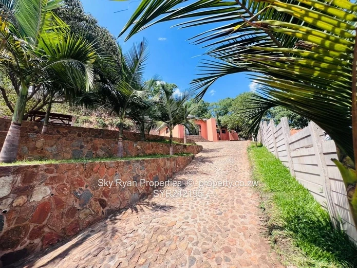 Glen Lorne House To Let