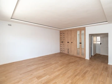 3 Bedroom Garden Flat