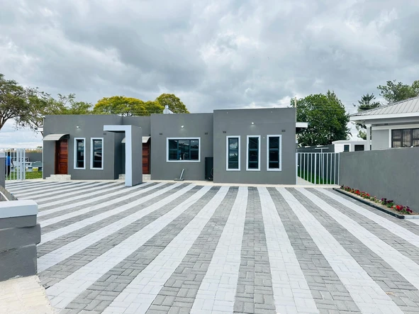 Arlington Estate Neat 3 Bed House For Sale 