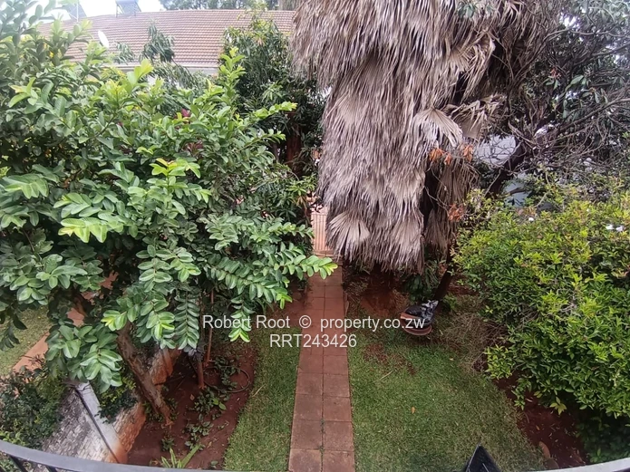 2 Bed Garden Flat in the Avenues