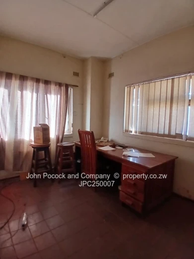 Prime Property in Steeldale - Office, Warehouse, and Workshop Space!