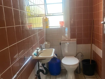 3 Bedroom Flat & Apartment