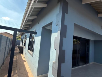 2 Bedroom House