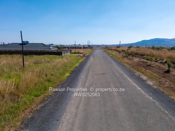Shine Plus Park (Haydon) Gated Community Stands For Sale