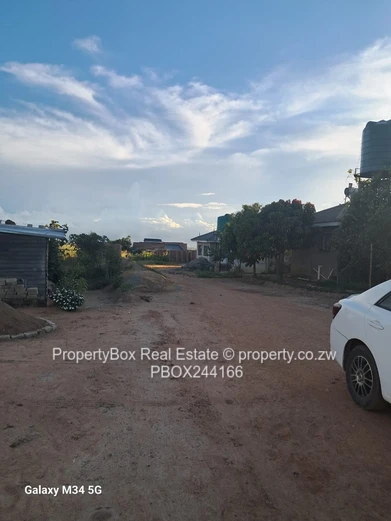 Damofalls Extension Vacant stand for sale!