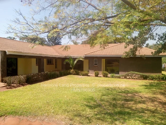 Bluffhill -5 Bedroomed House To Let