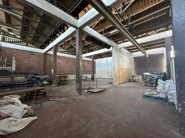 Warehouse & Factory