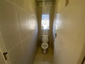 2 Bedroom Garden Flat