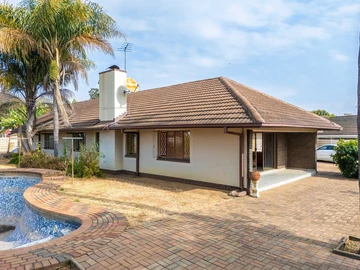 3 Bedroom Townhouse Complex