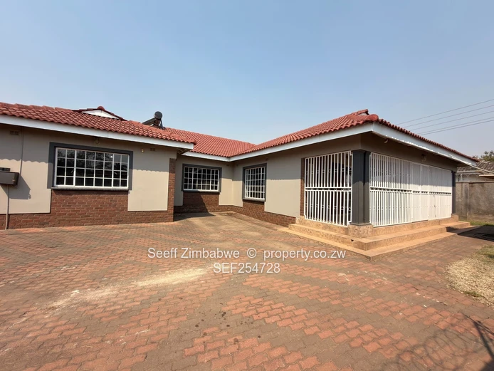 4-Bedroom Waterfalls (Near SOS Children’s Home) (Sole Mandate)