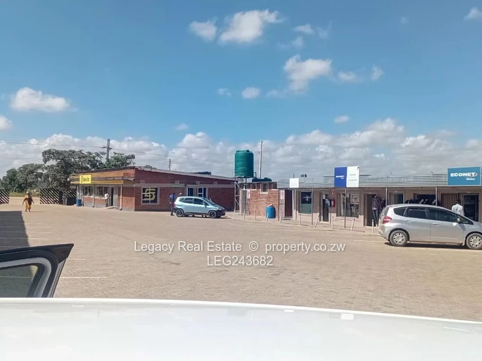 High-Visibility Commercial Property Near Chitungwiza Road